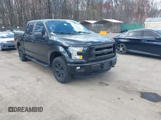 2015 Ford F-150 XLT with VIN 1FTEW1E8XFFB58716, listed as a IAAI auction lot 41854120 with 181,529 mi miles. Bid and sale history available at carsss.com. Image 1.