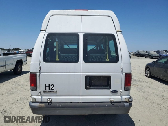 2006 Ford Econoline Cargo z VIN 1FTNE24W16DA32460, wystawiony jako Copart lot #60887395 z przebiegiem 372 336 mil mil oraz Czysty tytuł • Clean title. Historia ofert i sprzedaży dostępna na DreamBid. Obrazek 6.