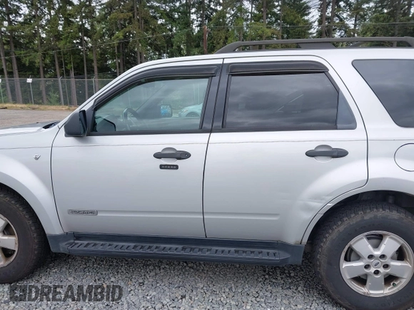 2008 Ford Escape XLT с VIN 1FMCU93118KB07144, выставлен на аукционе IAAI как лот 42597705 с пробегом 178 971 миль миль и . История ставок и продаж доступна на DreamBid. Изображение 14.