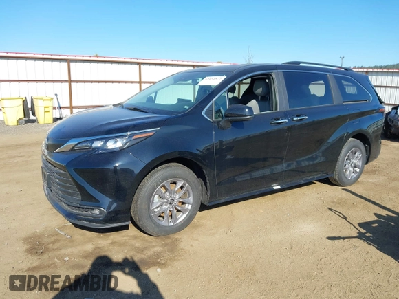 2025 Toyota Sienna XLE with VIN 5TDYRKEC3SS242899, listed as a IAAI auction lot 42054872 with 1,830 mi miles. Bid and sale history available at carsss.com. Image 17.