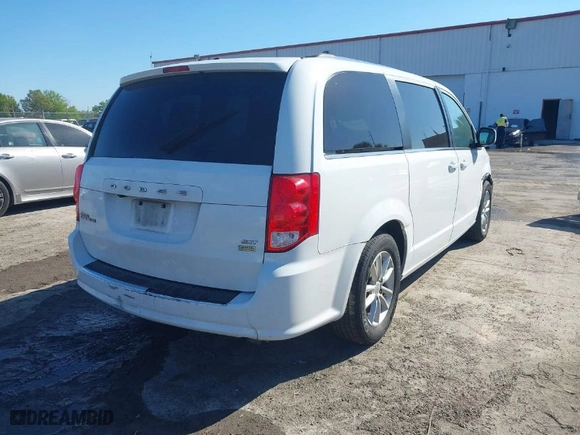 2019 Dodge Grand Caravan SXT with VIN 2C4RDGCG3KR631511, listed as a IAAI auction lot 41790575 with 215,338 mi miles. Bid and sale history available at carsss.com. Image 4.
