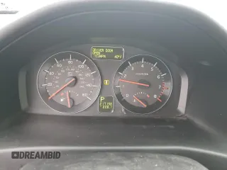 2012 Volvo C30 z VIN YV1672MK8C2277351, wystawiony jako Copart lot #82423314 z przebiegiem 217 198 mil mil oraz Szkoda całkowita • Salvage title. Historia ofert i sprzedaży dostępna na DreamBid. Obrazek 9.
