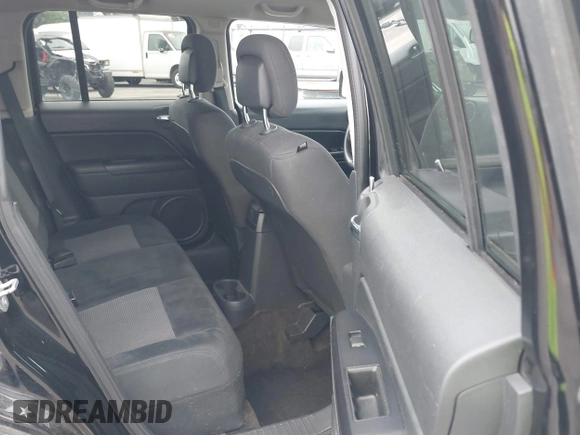 2013 Jeep Patriot Sport with VIN 1C4NJPBA4DD270395, listed as a IAAI auction lot 42065128 with 116,202 mi miles and . Bid and sale history available at carsss.com. Image 8.