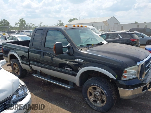2005 Ford F-250 XL с VIN 1FTSX21P65EB71776, выставлен на аукционе IAAI как лот 42839357 с пробегом 237 582 миль миль и . История ставок и продаж доступна на DreamBid. Изображение 13.