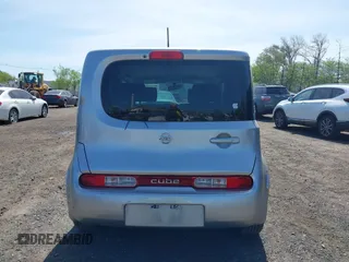 2011 Nissan Cube S z VIN JN8AZ2KR1BT205110, wystawiony jako IAAI lot #42152109 z przebiegiem 92 493 mil mil oraz . Historia ofert i sprzedaży dostępna na DreamBid. Obrazek 15.