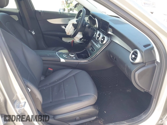 2019 Mercedes-Benz C 300 with VIN 55SWF8EB4KU316280, listed as a IAAI auction lot 41614204 with 36,804 mi miles and . Bid and sale history available at carsss.com. Image 5.