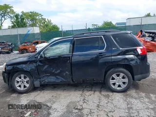 2013 GMC Terrain SLT с VIN 2GKFLVEK3D6146340, выставлен на аукционе IAAI как лот 42395132 с пробегом Не указан миль и . История ставок и продаж доступна на DreamBid. Изображение 14.