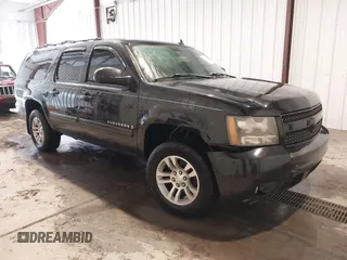 2007 Chevrolet Suburban LT with VIN 1GNFK16327J257202, listed as a IAAI auction lot 41671391 with 229,290 mi miles and . Bid and sale history available at DreamBid. Image 1.