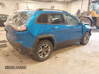 2019 Jeep Cherokee Trailhawk with VIN 1C4PJMBX4KD389637, listed as a IAAI auction lot 41740750 with 46,695 mi miles and . Bid and sale history available at DreamBid. Image 4.