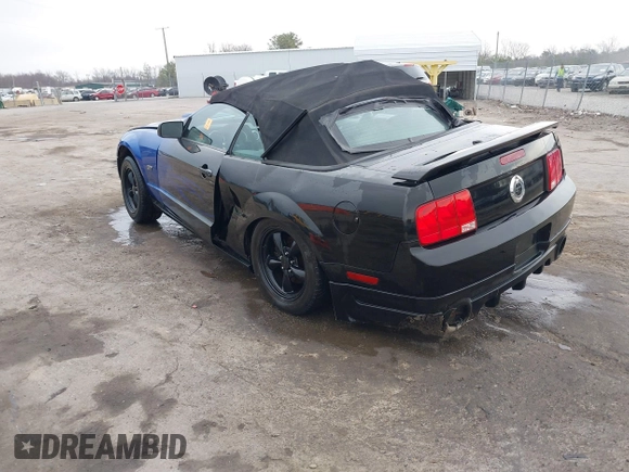 2007 Ford Mustang GT Deluxe with VIN 1ZVHT85H875279327, listed as a IAAI auction lot 41677110 with Not Provided miles and . Bid and sale history available at carsss.com. Image 3.