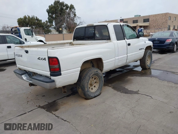 2001 Dodge 1500 with VIN 3B7HF13Z01M555854, listed as a IAAI auction lot 41555752 with 164,111 mi miles and . Bid and sale history available at DreamBid. Image 4.