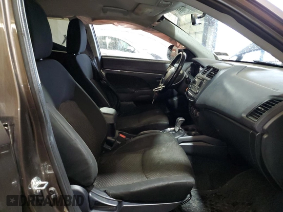 2016 Mitsubishi Outlander ES с VIN JA4AR3AU3GZ043535, выставлен на аукционе Copart как лот 59481135 с пробегом 103 628 миль миль и Списание • Salvage title. История ставок и продаж доступна на DreamBid. Изображение 7.