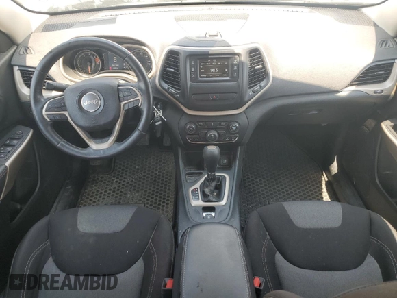 2018 Jeep Cherokee Latitude Tech Connect z VIN 1C4PJLCB7JD596423, wystawiony jako Copart lot #59171415 z przebiegiem 113 034 mil mil oraz Czysty tytuł • Clean title. Historia ofert i sprzedaży dostępna na DreamBid. Obrazek 8.