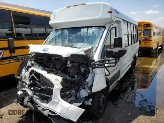 2019 Ford Transit с VIN 1FDES8PM6KKA24684, выставлен на аукционе Copart как лот 58861745 с пробегом 67 564 миль миль и Списание • Salvage title. История ставок и продаж доступна на DreamBid. Изображение 1.