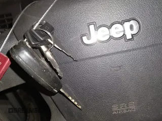 2007 Jeep Compass Sport with VIN 1J8FF47W57D598222, listed as a IAAI auction lot 41379480 with 181,919 mi miles. Bid and sale history available at carsss.com. Image 11.