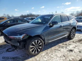 2023 Volvo XC60 Plus Bright Theme with VIN YV4L12RN0P1272294, listed as a Copart auction lot 87417394 with 28,751 mi miles and Salvage Title. Bid and sale history available at carsss.com. Image 1.