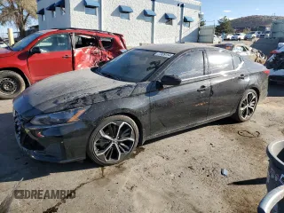2024 Nissan Altima SR z VIN 1N4BL4CV7RN403753, wystawiony jako Copart lot #77939154 z przebiegiem Nie podano mil oraz Szkoda całkowita • Salvage title. Historia ofert i sprzedaży dostępna na DreamBid. Obrazek 1.
