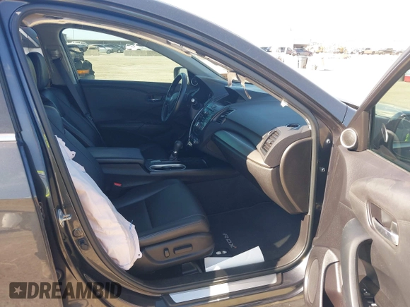 2016 Acura RDX with VIN 5J8TB3H35GL010671, listed as a IAAI auction lot 41701207 with 119,373 mi miles. Bid and sale history available at carsss.com. Image 5.