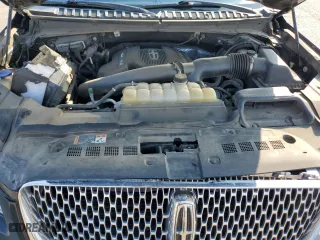 2018 Lincoln Navigator L Reserve with VIN 5LMJJ3LTXJEL21369, listed as a Copart auction lot 70233794 with 80,131 mi miles and Salvage Title. Bid and sale history available at carsss.com. Image 13.