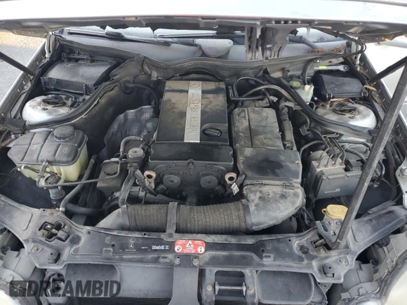 2003 Mercedes-Benz C 230 Kompressor with VIN WDBRN40J93A444693, listed as a Copart auction lot 87637615 with 156,298 mi miles and Salvage title. Bid and sale history available at DreamBid. Image 12.