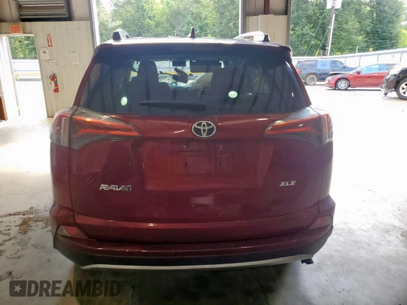 2018 Toyota RAV4 XLE с VIN 2T3WFREV0JW416077, выставлен на аукционе Copart как лот 62170165 с пробегом 171 281 миль миль и Списание • Salvage title. История ставок и продаж доступна на DreamBid. Изображение 6.