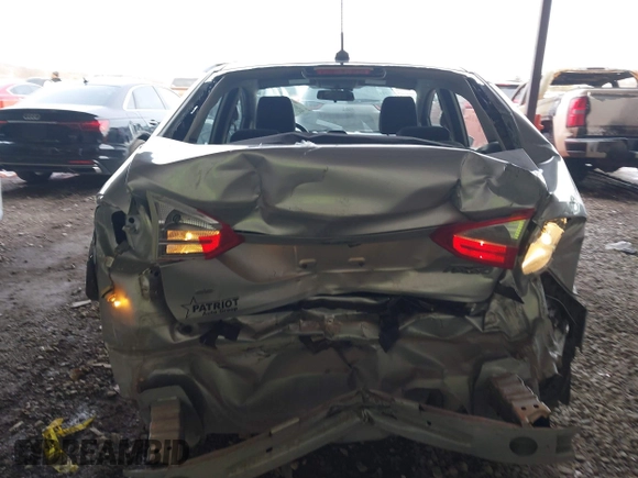 2018 Ford Fiesta SE with VIN 3FADP4BJ2JM133499, listed as a IAAI auction lot 41547240 with 125,186 mi miles. Bid and sale history available at carsss.com. Image 16.