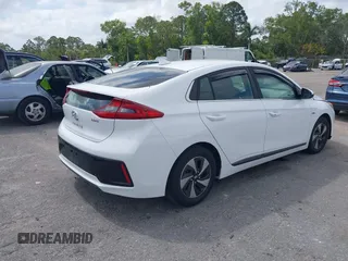 2018 Hyundai Ioniq SEL z VIN KMHC75LC2JU096795, wystawiony jako IAAI lot #42120793 z przebiegiem 111 058 mil mil oraz . Historia ofert i sprzedaży dostępna na DreamBid. Obrazek 4.