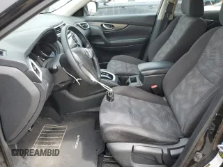 2016 Nissan Rogue SV z VIN KNMAT2MVXGP728598, wystawiony jako Copart lot #55658035 z przebiegiem 82 712 mil mil oraz Szkoda całkowita • Salvage title. Historia ofert i sprzedaży dostępna na DreamBid. Obrazek 7.