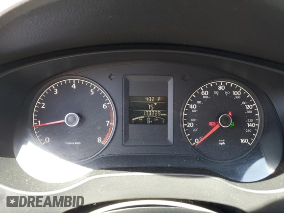 2013 Volkswagen Jetta S с VIN 3VW2K7AJ5DM216333, выставлен на аукционе Copart как лот 54557705 с пробегом 173 229 миль миль и Списание • Salvage title. История ставок и продаж доступна на DreamBid. Изображение 9.
