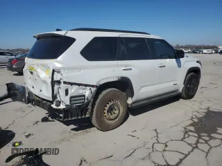 2024 Toyota Sequoia SR5 with VIN 7SVAAABAXRX032963, listed as a Copart auction lot 48301465 with 13,482 mi miles and Salvage Title. Bid and sale history available at carsss.com. Image 3.