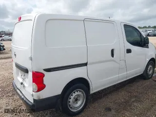2017 Nissan NV200 Compact Cargo SV with VIN 3N6CM0KN0HK705537, listed as a IAAI auction lot 41909315 with 112,083 mi miles. Bid and sale history available at carsss.com. Image 4.