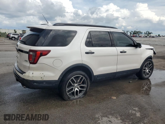 2018 Ford Explorer Sport with VIN 1FM5K8GT2JGB78916, listed as a Copart auction lot 59414335 with 121,842 mi miles and Salvage title. Bid and sale history available at DreamBid. Image 3.