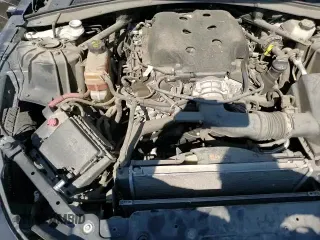 2018 Chevrolet Camaro 1LT z VIN 1G1FB1RS2J0184172, wystawiony jako Copart lot #69145525 z przebiegiem 69 690 mil mil oraz Szkoda całkowita • Salvage title. Historia ofert i sprzedaży dostępna na DreamBid. Obrazek 16.
