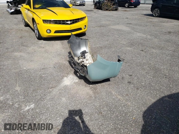 2006 Mazda 5 Sport with VIN JM1CR293360114644, listed as a Copart auction lot 73932924 with 189,312 mi miles and Salvage Title. Bid and sale history available at DreamBid. Image 15.