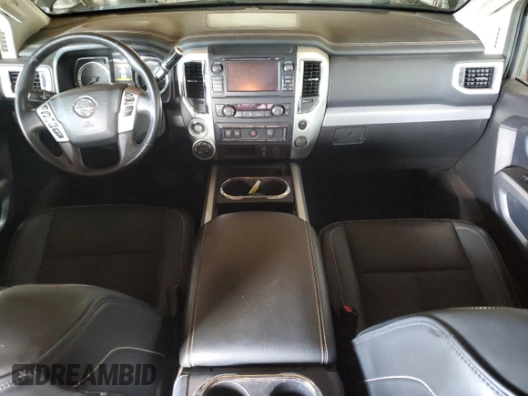 2018 Nissan Titan Pro-4X z VIN 1N6AA1E51JN531463, wystawiony jako Copart lot #52995885 z przebiegiem 62 873 mil mil oraz Szkoda całkowita • Salvage title. Historia ofert i sprzedaży dostępna na DreamBid. Obrazek 8.
