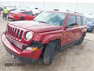 2016 Jeep Patriot Sport z VIN 1C4NJPBB4GD777312, wystawiony jako IAAI lot #41906384 z przebiegiem 154 751 mil mil oraz . Historia ofert i sprzedaży dostępna na DreamBid. Obrazek 2.