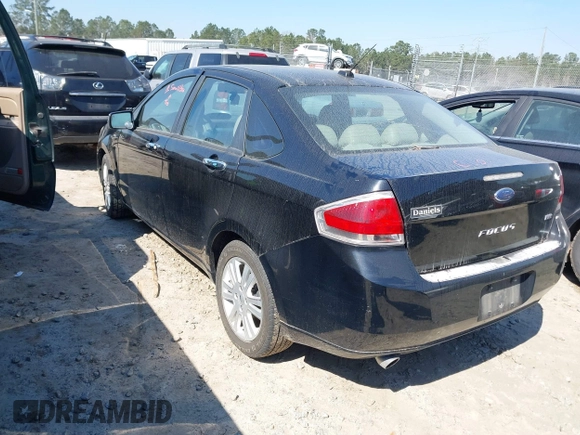 2011 Ford Focus SEL with VIN 1FAHP3HN9BW164787, listed as a IAAI auction lot 41637323 with Not Provided miles. Bid and sale history available at carsss.com. Image 3.