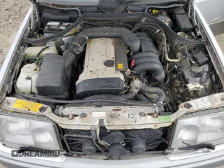 1995 Mercedes-Benz E Class with VIN WDBEA32EXSC211428, listed as a Copart auction lot 85424004 with 95,411 mi miles and Clean Title. Bid and sale history available at carsss.com. Image 11.