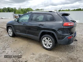 2015 Jeep Cherokee Sport z VIN 1C4PJLAB2FW707068, wystawiony jako Copart lot #51843175 z przebiegiem 203 785 mil mil oraz Nie do naprawy • Non repairable. Historia ofert i sprzedaży dostępna na DreamBid. Obrazek 2.