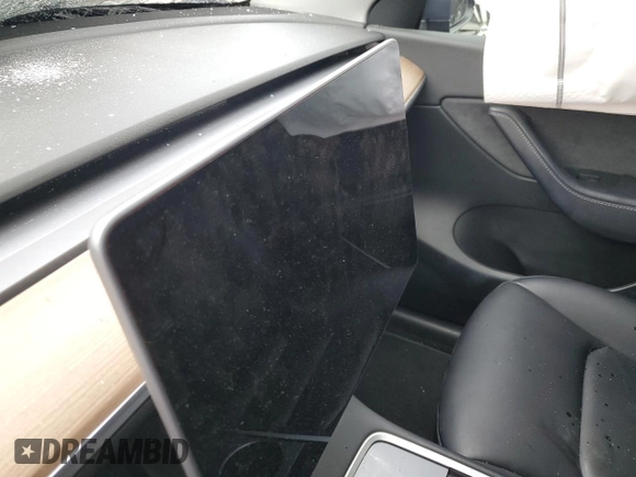 2022 Tesla Model Y Performance with VIN 7SAYGDEF4NF394472, listed as a Copart auction lot 44019665 with Not Provided miles and Non Repairable. Bid and sale history available at DreamBid. Image 9.