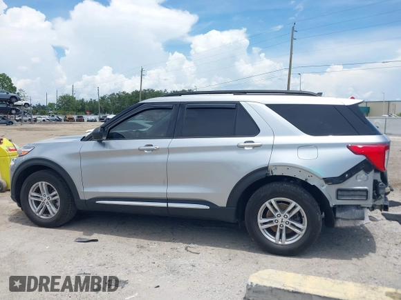 2023 Ford Explorer XLT with VIN 1FMSK7DH5PGB69004, listed as a IAAI auction lot 42517662 with 18,299 mi miles and . Bid and sale history available at DreamBid. Image 14.