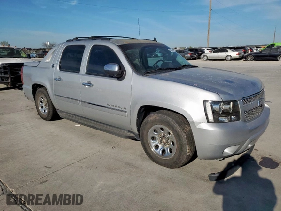 2013 Chevrolet Avalanche LTZ with VIN 3GNMCGE03DG132995, listed as a Copart auction lot 49694705 with 174,506 mi miles and Salvage title. Bid and sale history available at DreamBid. Image 4.