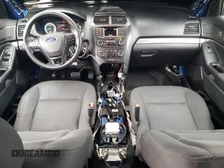 2017 Ford Police Interceptor Utility с VIN 1FM5K8AR8HGA36853, выставлен на аукционе Copart как лот 60614205 с пробегом 97 650 миль миль и Списание • Salvage title. История ставок и продаж доступна на DreamBid. Изображение 8.