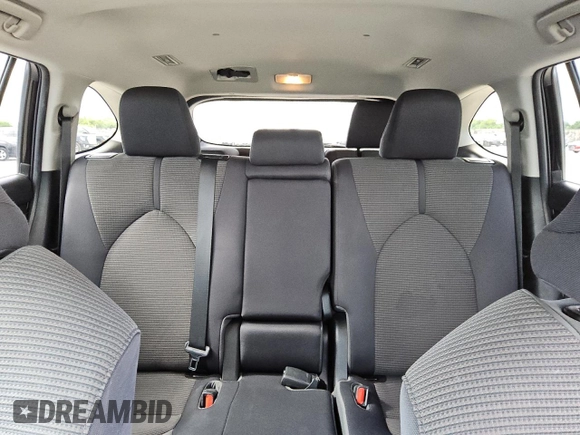 2023 Toyota Highlander L z VIN 5TDKDRAH6PS501987, wystawiony jako Copart lot #56431265 z przebiegiem 42 399 mil mil oraz Czysty tytuł • Clean title. Historia ofert i sprzedaży dostępna na DreamBid. Obrazek 10.