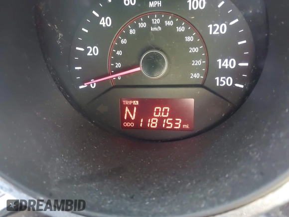 2012 Kia Sorento LX with VIN 5XYKT3A65CG266682, listed as a IAAI auction lot 42220120 with 118,153 mi miles and . Bid and sale history available at carsss.com. Image 7.