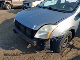 2007 Nissan Sentra 2.0 z VIN 3N1AB61E17L616866, wystawiony jako IAAI lot #42376961 z przebiegiem 205 678 mil mil oraz . Historia ofert i sprzedaży dostępna na DreamBid. Obrazek 6.