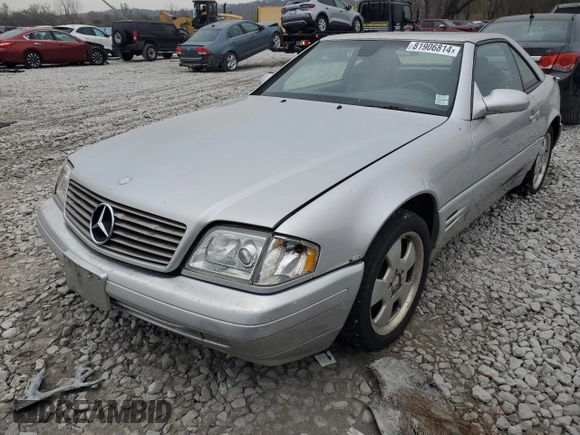 2000 Mercedes-Benz SL-Class with VIN WDBFA68FXYF193025, listed as a Copart auction lot 81906814 with 181,889 mi miles and Clean Title. Bid and sale history available at carsss.com. Image 2.