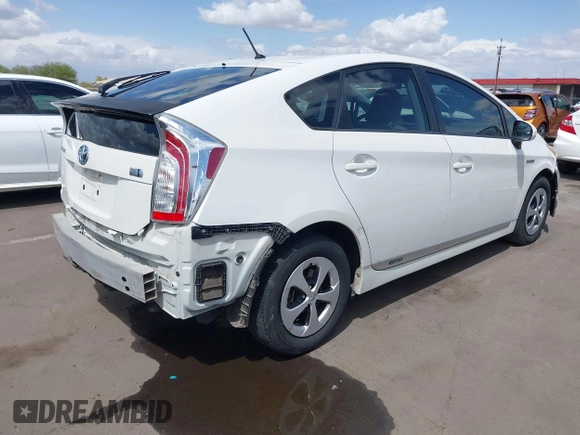 2013 Toyota Prius One with VIN JTDKN3DU2D5655729, listed as a IAAI auction lot 41944784 with 96,951 mi miles. Bid and sale history available at carsss.com. Image 4.