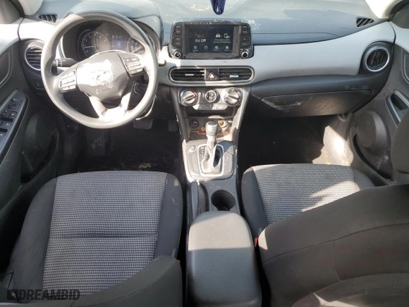 2020 Hyundai Kona SE with VIN KM8K12AAXLU480971, listed as a Copart auction lot 49671085 with 83,510 mi miles and Salvage Title. Bid and sale history available at carsss.com. Image 8.