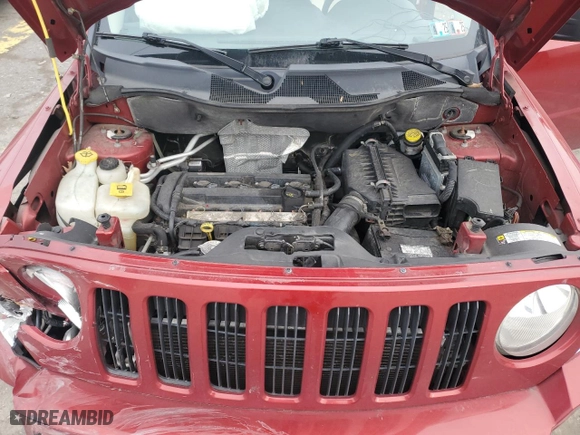 2009 Jeep Patriot Sport with VIN 1J4FT28A39D154793, listed as a Copart auction lot 89262055 with 92,352 mi miles and Salvage Title. Bid and sale history available at carsss.com. Image 12.